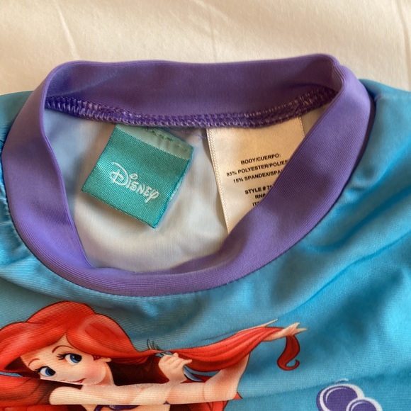 Disney Ariel Rashguard - Picture 3 of 5
